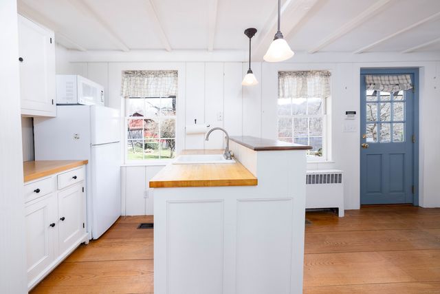180 Green Hill Road, Killingworth, CT 06419