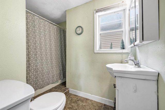 601 E KALB AVENUE, Green Bay, WI 54301