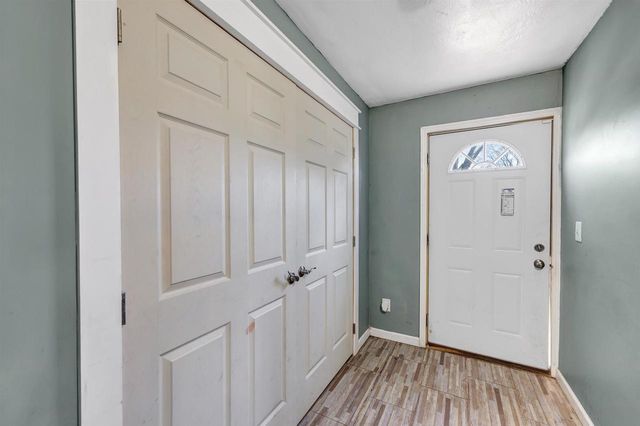 601 E KALB AVENUE, Green Bay, WI 54301
