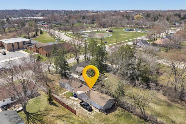601 E KALB AVENUE, Green Bay, WI 54301