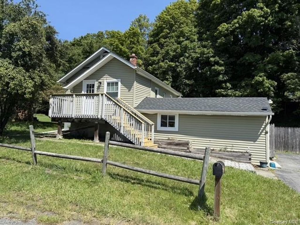 120 Bert Crawford Road, Middletown, NY 10940