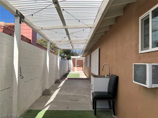 3712 San Joaquin Avenue, Las Vegas, NV 89102