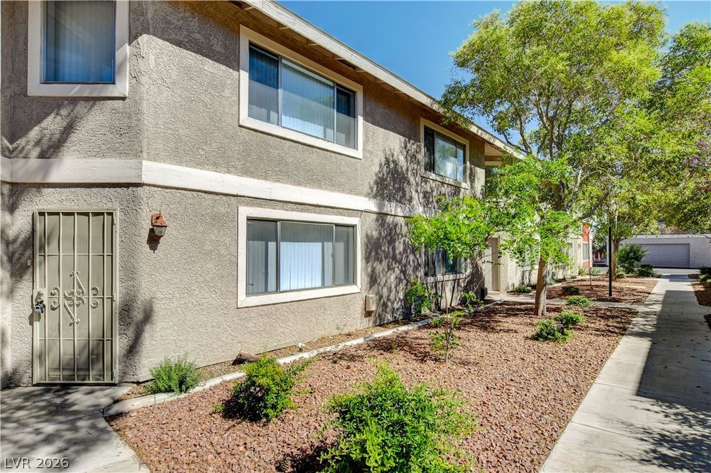 100 South Crestline Drive 60, Las Vegas, NV 89107 — photo 4