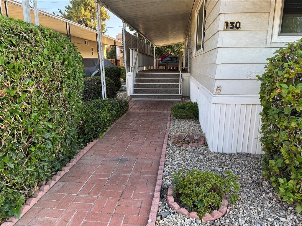 8801 Eton Avenue 130, Canoga Park, CA 91304 — photo 2
