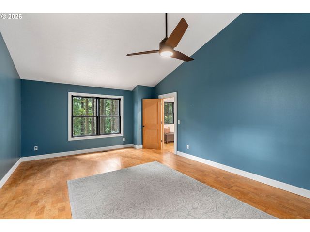 19100 Se Debora Dr, Damascus, OR 97089