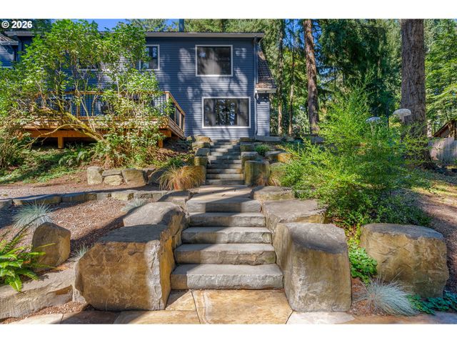 19100 Se Debora Dr, Damascus, OR 97089