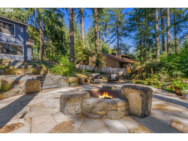 19100 Se Debora Dr, Damascus, OR 97089