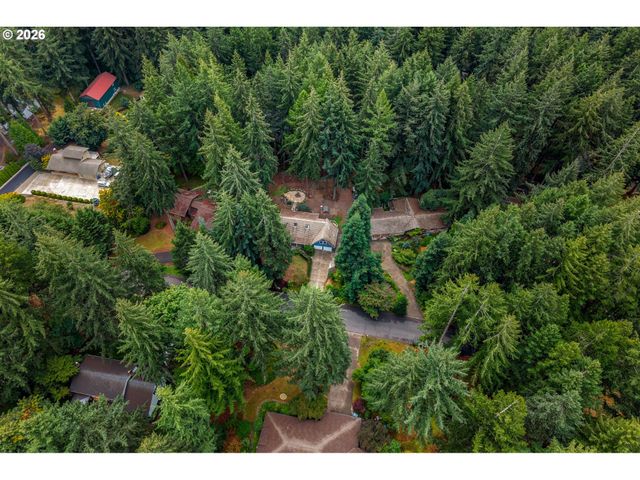 19100 Se Debora Dr, Damascus, OR 97089
