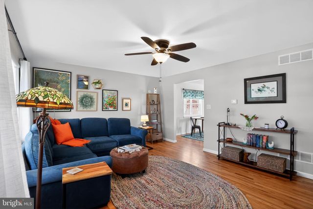 138 S 9TH ST, Coopersburg, PA 18036