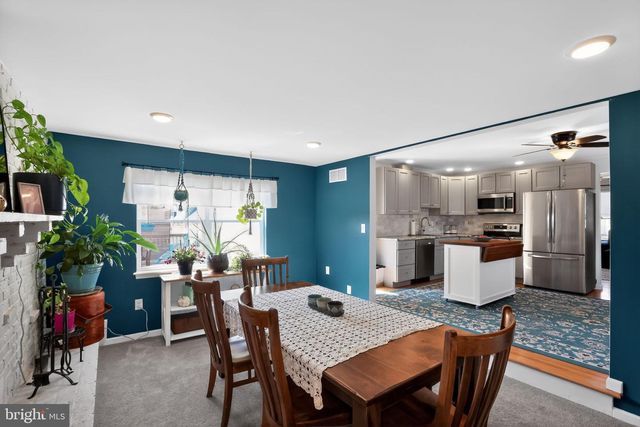 138 S 9TH ST, Coopersburg, PA 18036