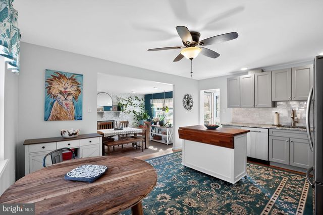 138 S 9TH ST, Coopersburg, PA 18036