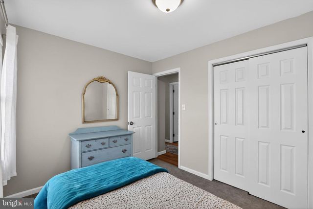 138 S 9TH ST, Coopersburg, PA 18036