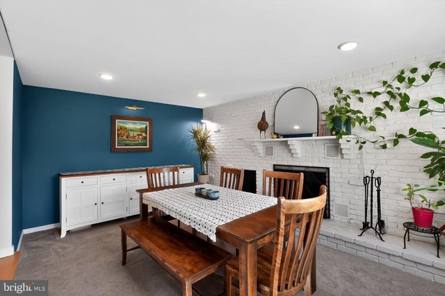 138 S 9TH ST, Coopersburg, PA 18036