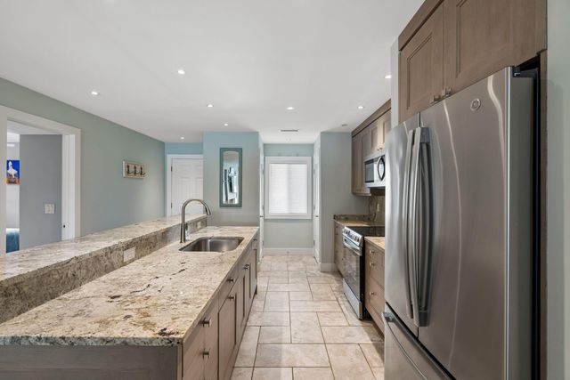 47 Mariners Cay Drive, Folly Beach, SC 29439