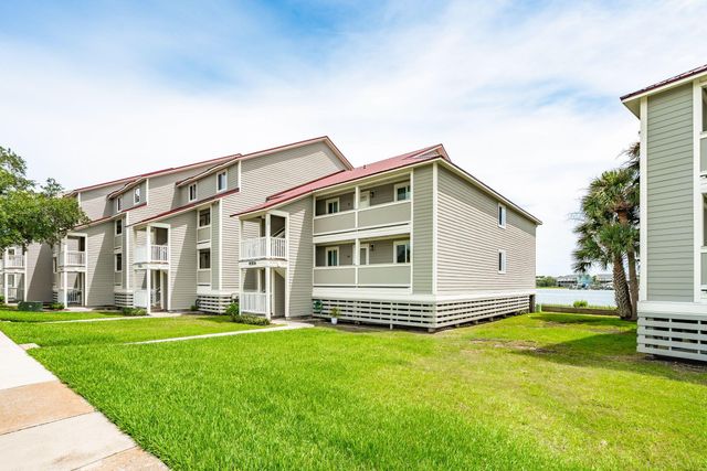 47 Mariners Cay Drive, Folly Beach, SC 29439