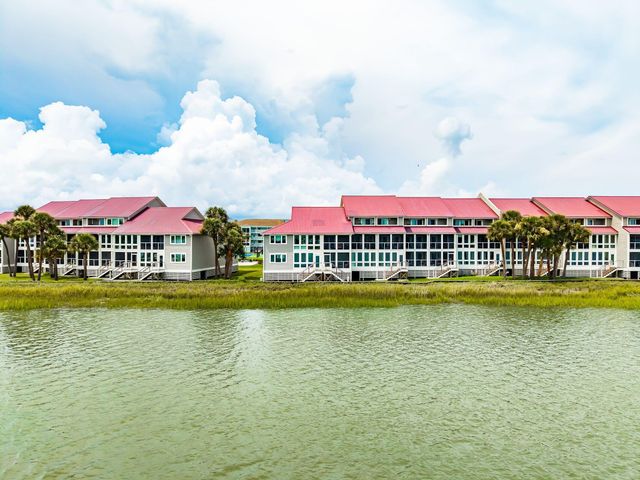 47 Mariners Cay Drive, Folly Beach, SC 29439
