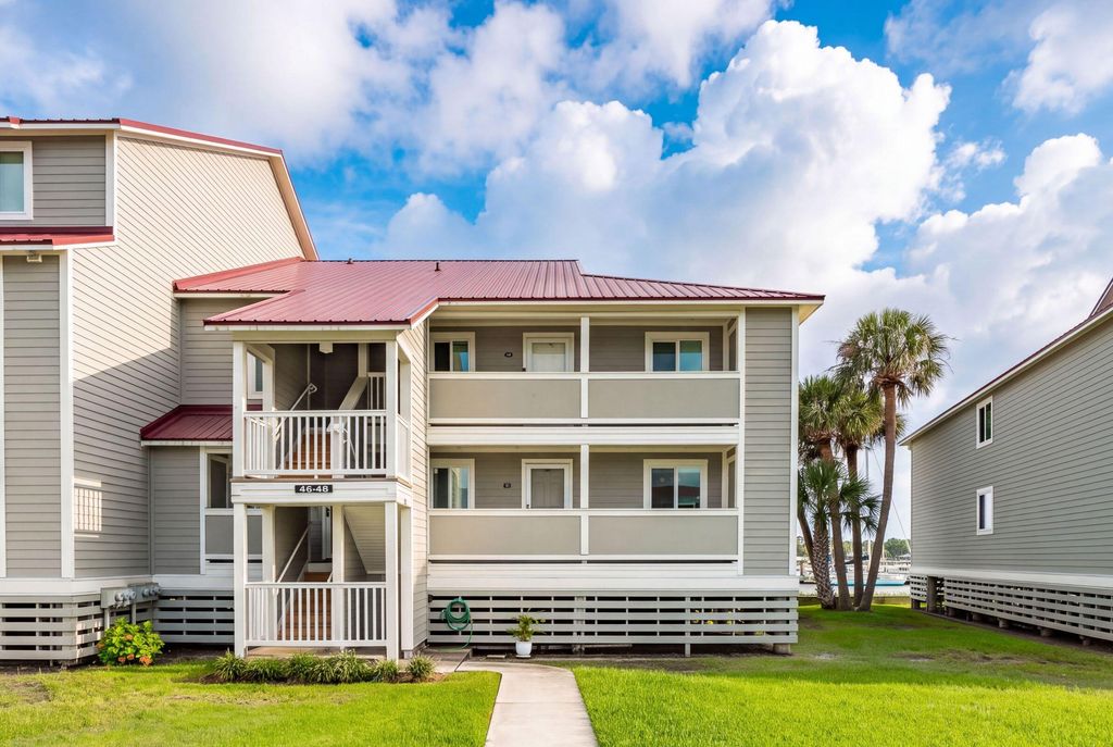 47 Mariners Cay Drive, Folly Beach, SC 29439