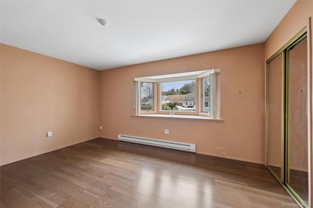 25 Freemont Lane, Coram, NY 11727