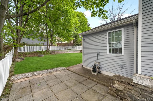 21 Lakeview Drive, Monroe, NY 10950