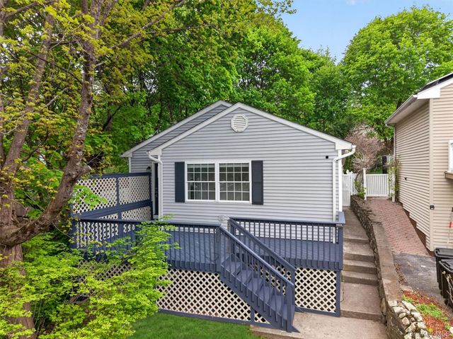 21 Lakeview Drive, Monroe, NY 10950