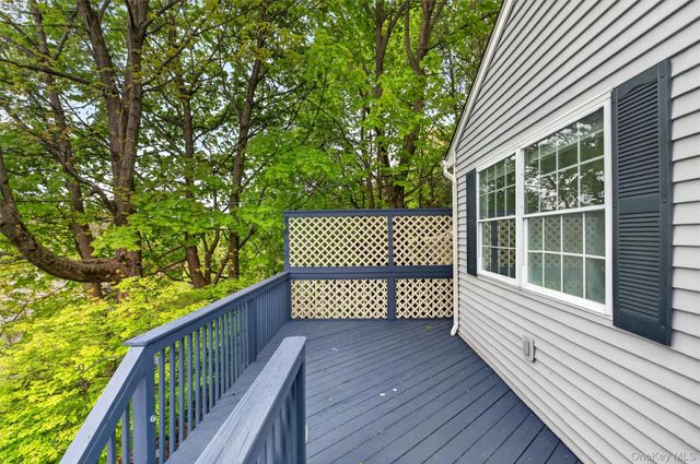 21 Lakeview Drive, Monroe, NY 10950