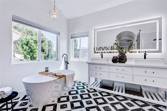 2113 Harriman A, Redondo Beach, CA 90278