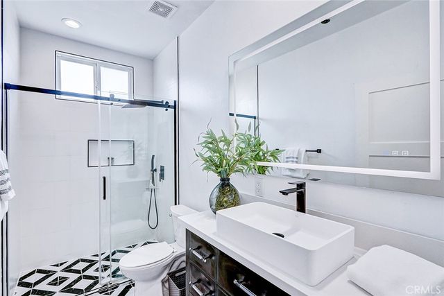 2113 Harriman A, Redondo Beach, CA 90278