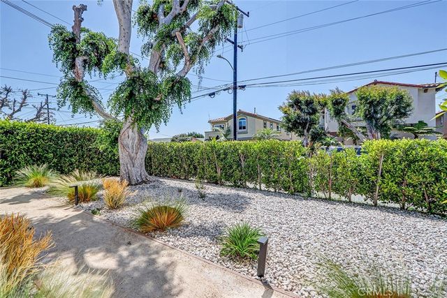 2113 Harriman A, Redondo Beach, CA 90278