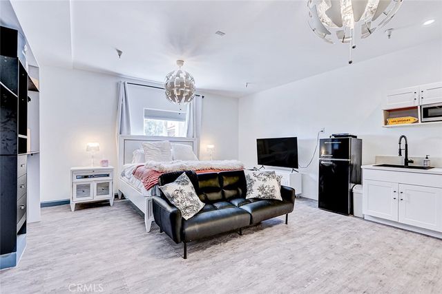 2113 Harriman A, Redondo Beach, CA 90278
