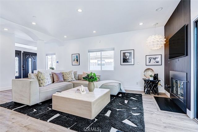 2113 Harriman A, Redondo Beach, CA 90278