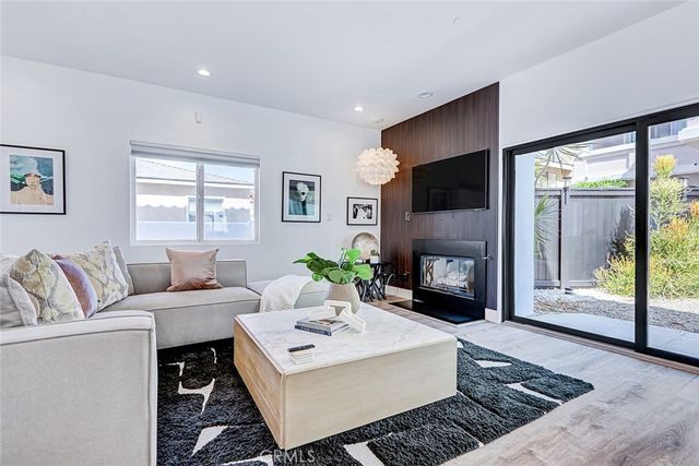 2113 Harriman A, Redondo Beach, CA 90278