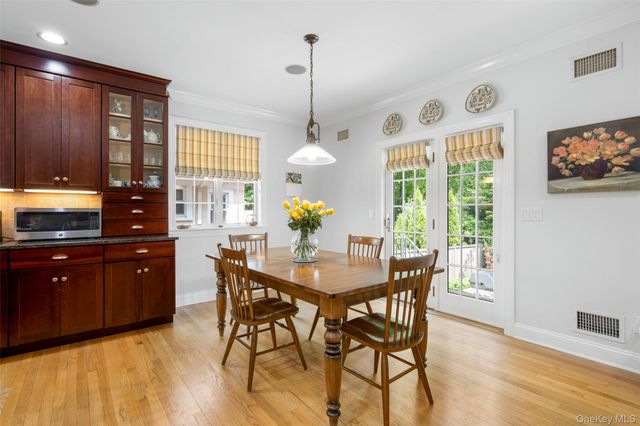 525 Carroll Avenue, Mamaroneck, NY 10543