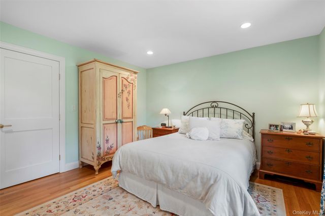 525 Carroll Avenue, Mamaroneck, NY 10543