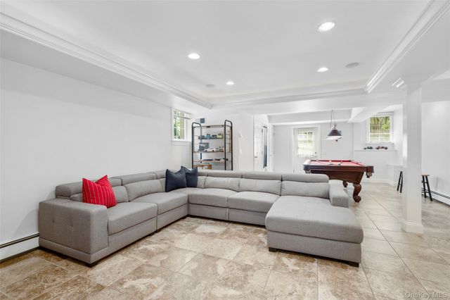 525 Carroll Avenue, Mamaroneck, NY 10543