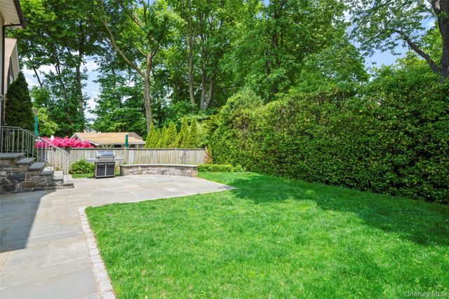 525 Carroll Avenue, Mamaroneck, NY 10543
