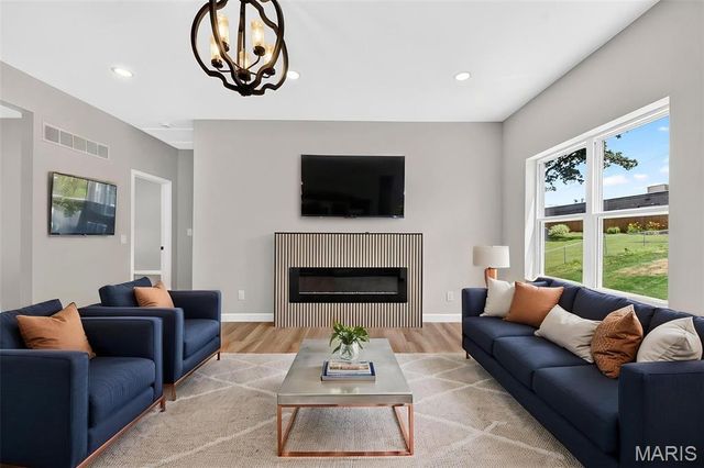 106 Highview Drive, St Louis, MO 63011