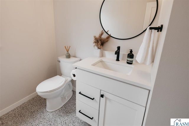 1836 Indigo Trail, Mankato, MN 56001