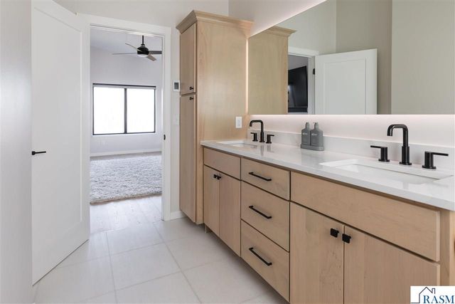 1836 Indigo Trail, Mankato, MN 56001