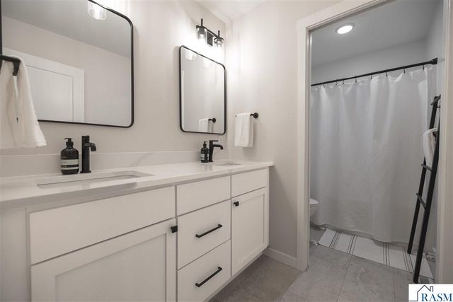 1836 Indigo Trail, Mankato, MN 56001