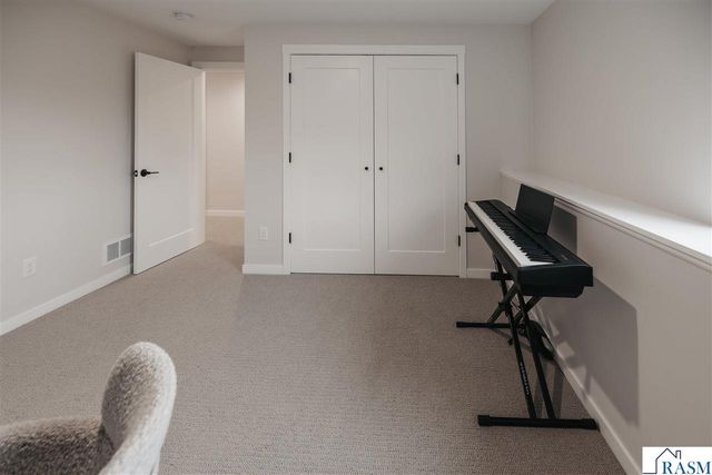 1836 Indigo Trail, Mankato, MN 56001