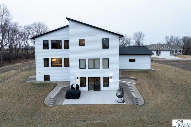 1836 Indigo Trail, Mankato, MN 56001