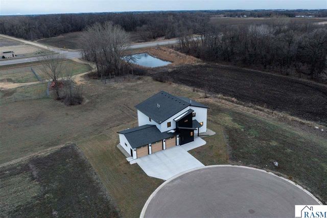 1836 Indigo Trail, Mankato, MN 56001