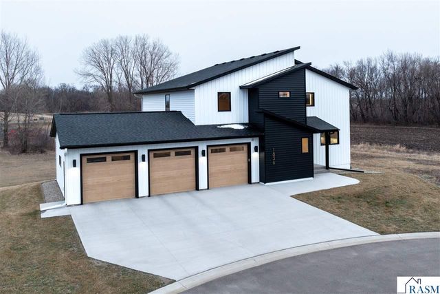 1836 Indigo Trail, Mankato, MN 56001