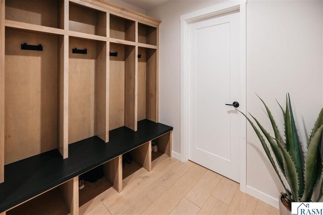 1836 Indigo Trail, Mankato, MN 56001