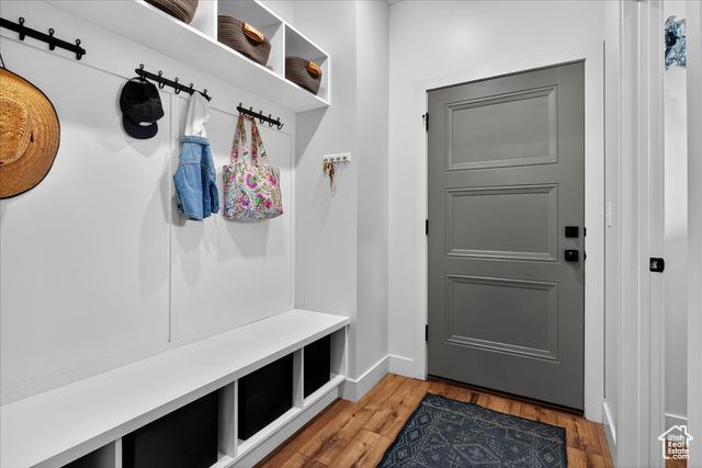 354 E 8620 S, Sandy, UT 84070