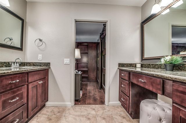 246 Litchfield Lane, Houston, TX 77024