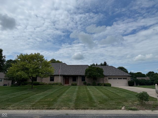 5308 W Granite Court, New Palestine, IN 46163