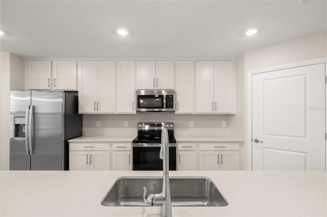 19015 SCALLOP LOOP 103, Lakewood Ranch, FL 34211