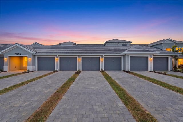 19015 SCALLOP LOOP 103, Lakewood Ranch, FL 34211