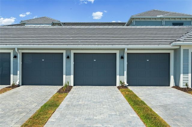 19015 SCALLOP LOOP 103, Lakewood Ranch, FL 34211